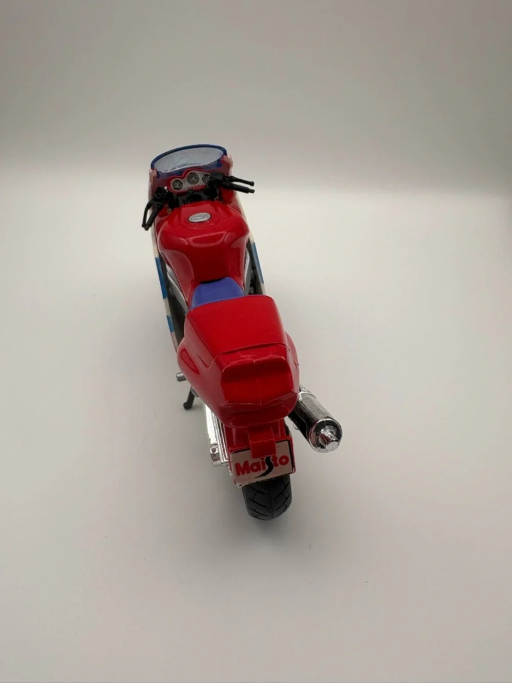 Maisto Special Edition Yamaha‎ FZR 600R Diecast Model Motorcycle Red White Blue